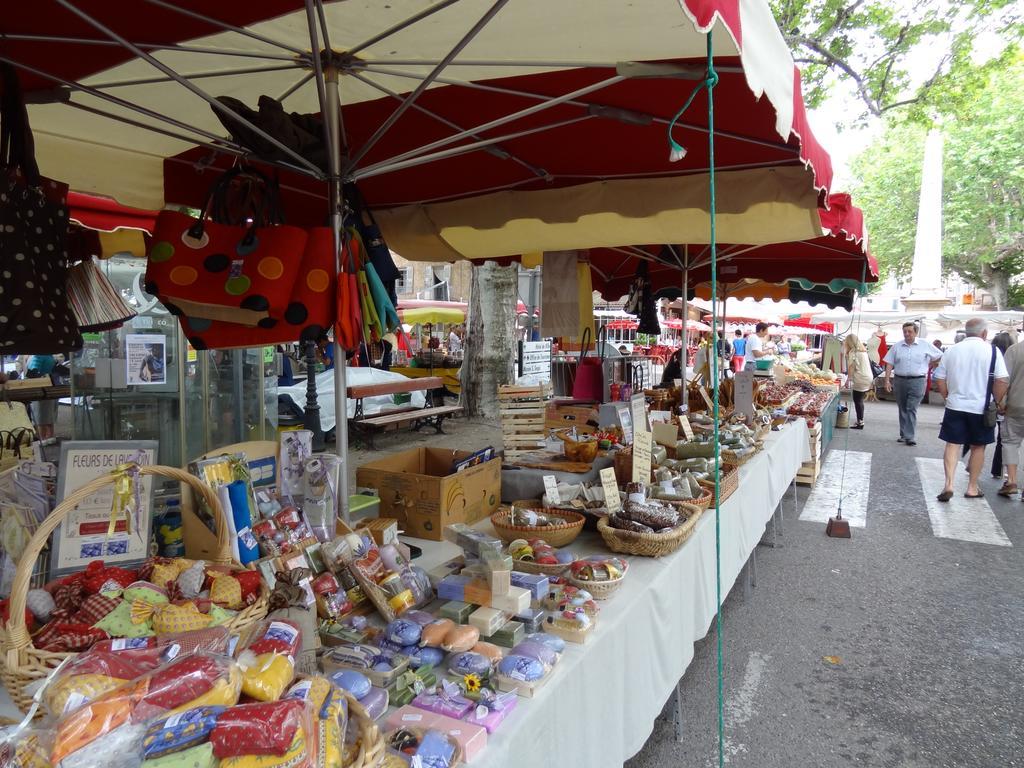 雷巴斯蒂德劳维杜里酒店 Moissac-Bellevue 外观 照片